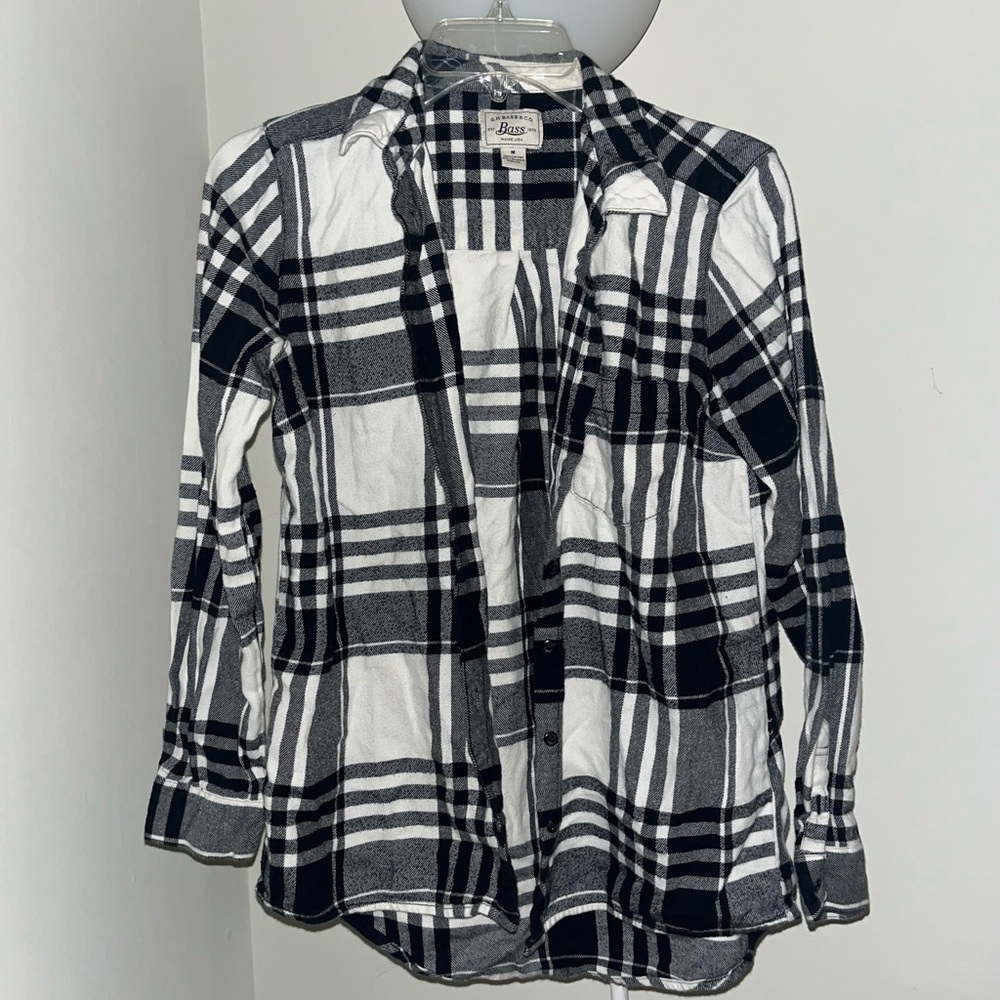 G.H. Bass & Co. Black and White Plaid Flannel